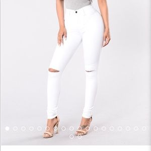 New white fashions nova jeans